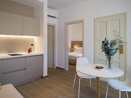 Golden Luxury Suites