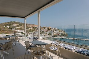 Golden Luxury Suites