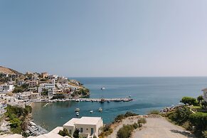 Golden Luxury Suites