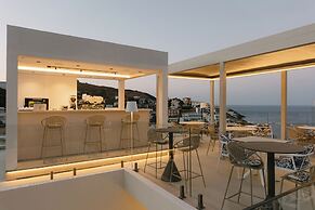 Golden Luxury Suites