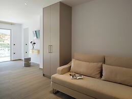 Golden Luxury Suites