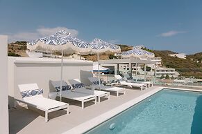 Golden Luxury Suites