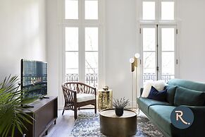 Roami at St. Charles