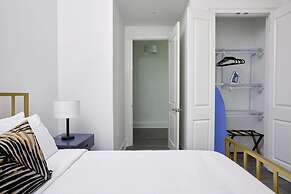 Roami at St. Charles