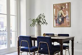 Roami at St. Charles