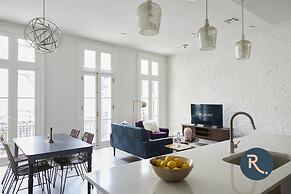 Roami at St. Charles