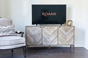 Roami at St. Charles