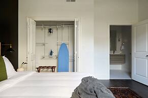 Roami at St. Charles