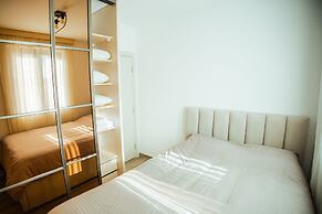 Sirius Lux Apartments