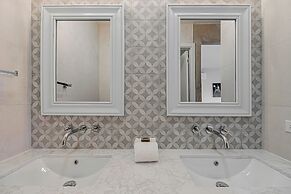 Casco View Apartments