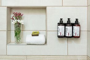 Casco View Apartments