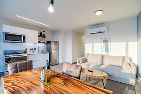 Casco View Apartments