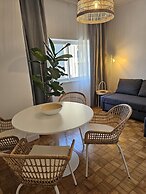 LM Art Apartments