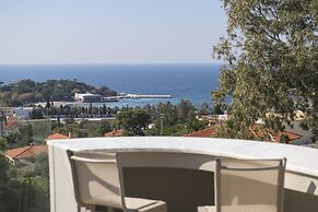 Aval Riviera