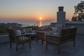 Aval Riviera