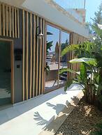 Aval Riviera