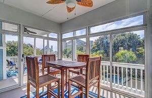 29 Ocean Point Avantstay Luxe Kitchen, Balcony