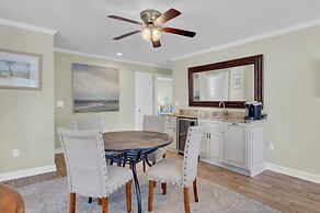 29 Ocean Point Avantstay Luxe Kitchen, Balcony