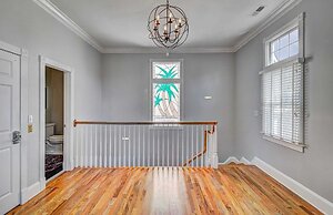 29 Ocean Point Avantstay Luxe Kitchen, Balcony