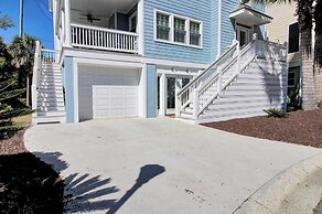 29 Ocean Point Avantstay Luxe Kitchen, Balcony