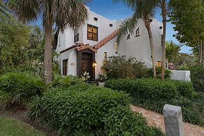 Casa Michaeline Vacation Home