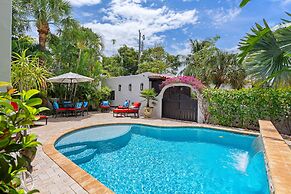 Casa Michaeline Vacation Home