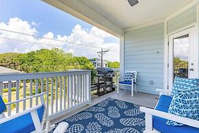 3800 Cameron Boulevard Avantstay Pool, Ocean Views, Deck