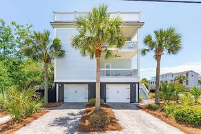 3800 Cameron Boulevard Avantstay Pool, Ocean Views, Deck