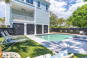 3800 Cameron Boulevard Avantstay Pool, Ocean Views, Deck