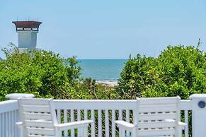 3800 Cameron Boulevard Avantstay Pool, Ocean Views, Deck