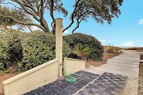 204 B Port O Call by Avantstay Beachfront Condo!