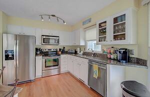 54 Pelican Bay by Avantstay Steps From Beach + Community Pool