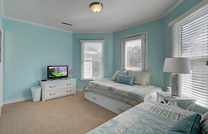 54 Pelican Bay by Avantstay Steps From Beach + Community Pool