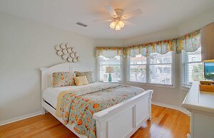 55 Pelican Bay by Avantstay Easy Beach Access, Shared Pool, Lagoon Fis