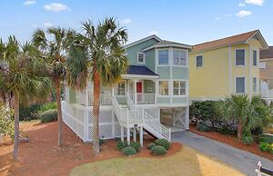 55 Pelican Bay by Avantstay Easy Beach Access, Shared Pool, Lagoon Fis