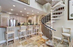 519 Seascape by Avantstay Shared Pool + Views, Incredible Interior Des