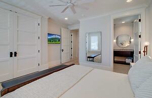 710 Ocean Boulevard Avantstay Oceanfront, Private Pool + Rooftop Deck