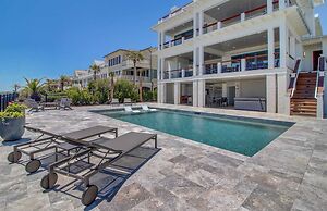 710 Ocean Boulevard Avantstay Oceanfront, Private Pool + Rooftop Deck