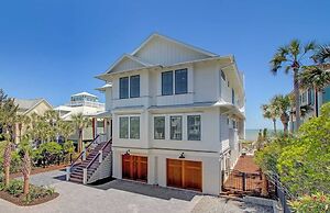 710 Ocean Boulevard Avantstay Oceanfront, Private Pool + Rooftop Deck
