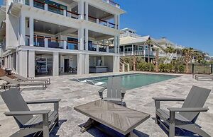 710 Ocean Boulevard Avantstay Oceanfront, Private Pool + Rooftop Deck