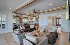 710 Ocean Boulevard Avantstay Oceanfront, Private Pool + Rooftop Deck