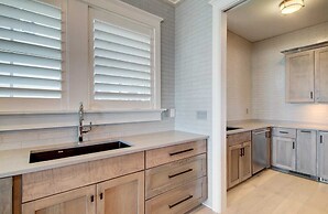 710 Ocean Boulevard Avantstay Oceanfront, Private Pool + Rooftop Deck