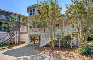 72 Pelican Bay Avantstay Community Pool, Decks