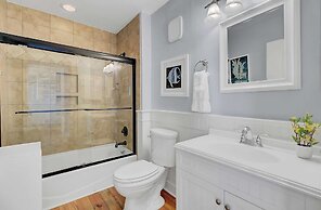 304 E Port O Call by Avantstay Rooftop Deck Close to Beach!