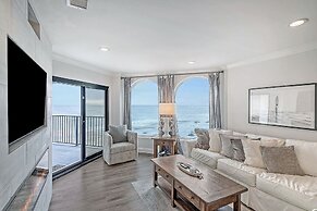 412 Seascape by Avantstay Oceanfront + Balcony