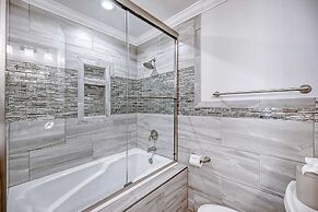 412 Seascape by Avantstay Oceanfront + Balcony