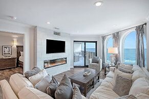 412 Seascape by Avantstay Oceanfront + Balcony