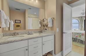 211 Seascape by Avantstay Oceanfront View + Pool