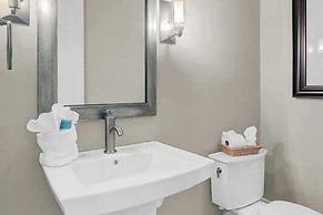 3100 Palm Boulevard by Avantstay Beachfront, Ocean Views, Private Pool