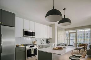 Sonder by Marriott Bonvoy North Loop Green Apartments North Loop